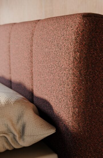 Boxspring-Modern-Bordeaux