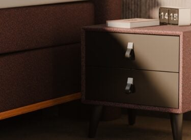 Boxspring-Modern-Bordeaux-Nachttisch
