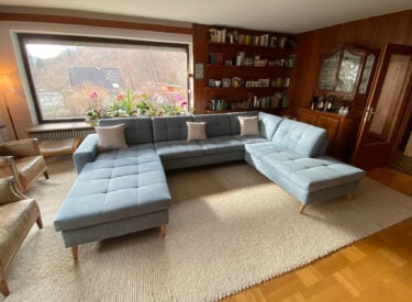 RIO-Wohnlandschaft-sofa-konfigurieren-dunkelblau-Stoff-stauraum